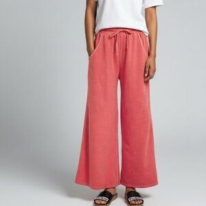 Zenana Wide Leg Washed Ruby Sweatpants NWOT Size Medium